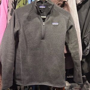 Patagonia Women’s Black Quarter-Zip Fleece Pullover